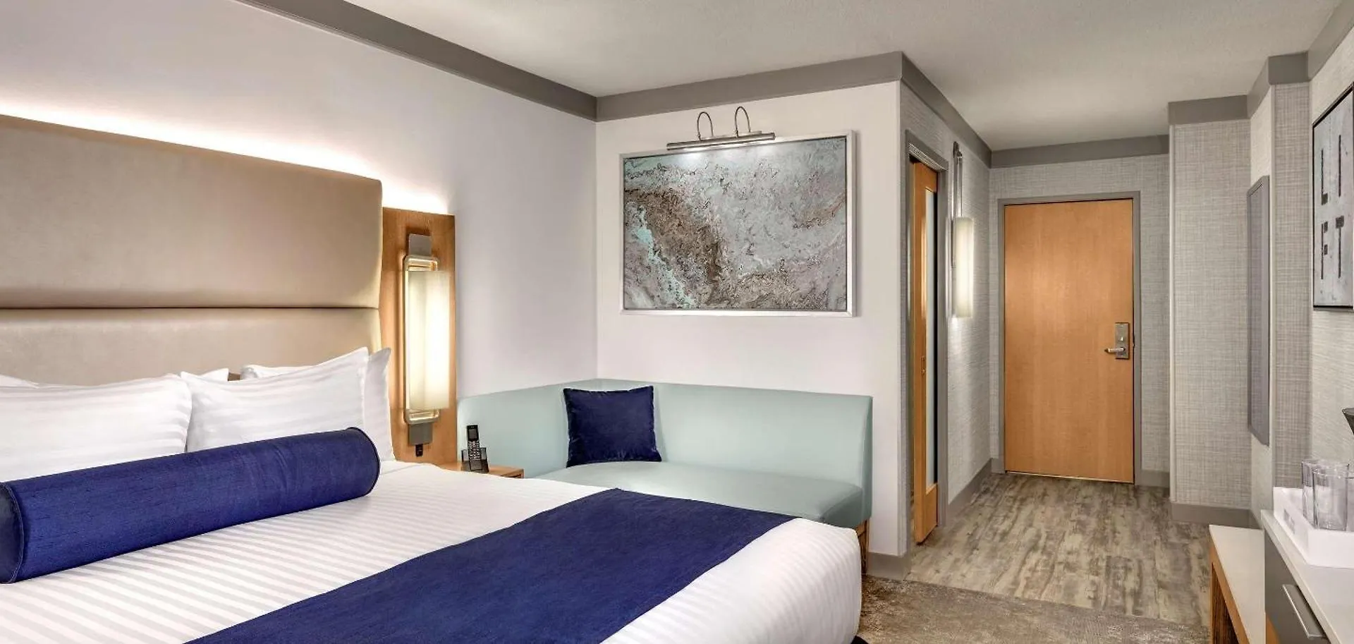 Enticing Stay At Strat Casino Strip Λας Βέγκας 0*,